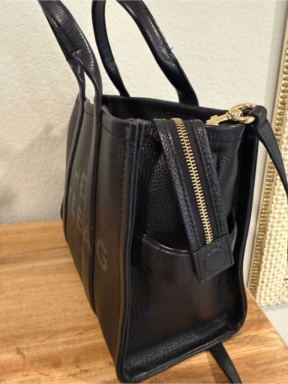 Marc Jacobs The Leather Medium Tote Bag Black